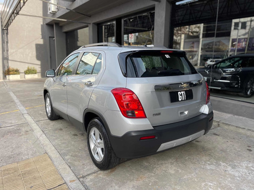 Imagen 4 de 18 de Chevrolet Tracker 1.8 Ltz Fwd Mt 140cv 2015
