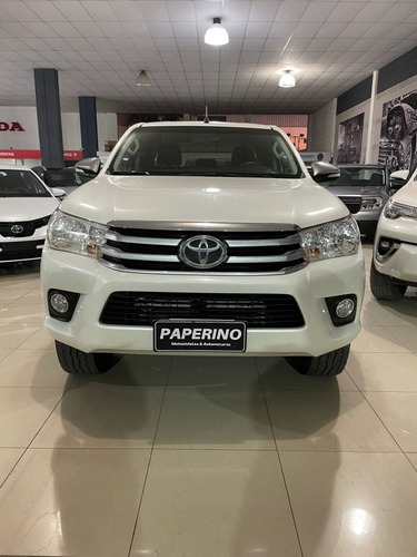 Imagen 2 de 21 de Toyota Hilux 2.8 Cd Srv 177cv 4x4 At 2017