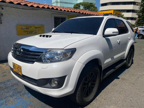 Toyota Fortuner 3.0 Srv