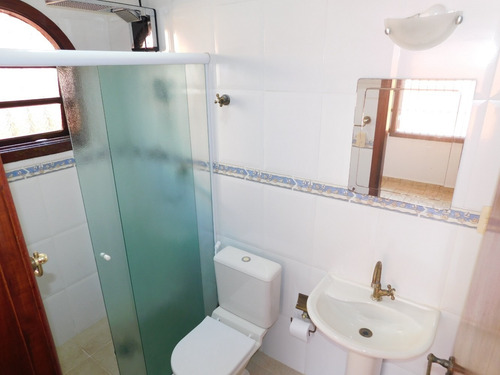 Casa Com Piscina À Venda No Turístico Em Peruíbe - Litoral.