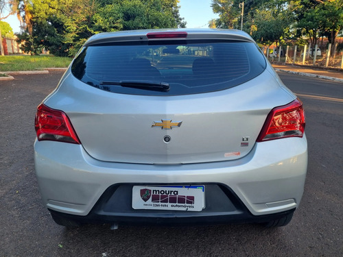 Chevrolet Onix 1.0 MPFI LT 8V FLEX 4P MANUAL