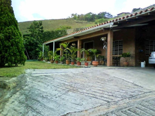 Imagen 2 de 13 de Casa En Venta Mayerling Gonzalez Vc Mls #21-14856