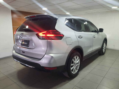 Imagen 5 de 11 de Nissan X Trail 2018 5p Sense 2 L4/2.5 Aut
