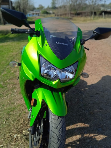 Imagen 2 de 4 de Kawasaki Ninja Ex 250 2012