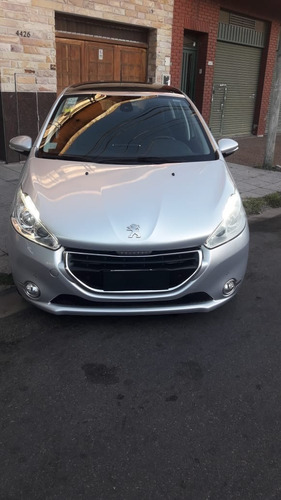 Peugeot 208 1.6 Feline 2013