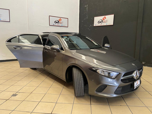 Mercedes-Benz Clase A 200 Sedan Progressive 1.4L Turbo AT