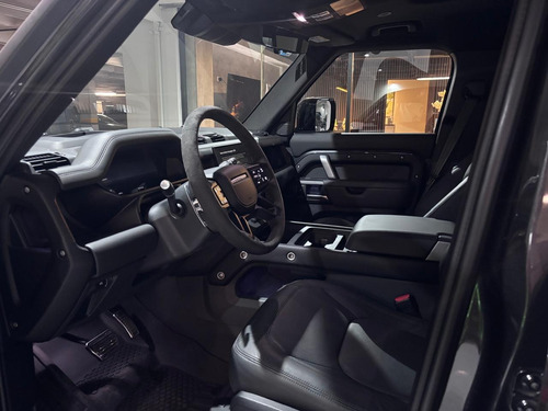 Land Rover Defender Carpathian Edition 2024