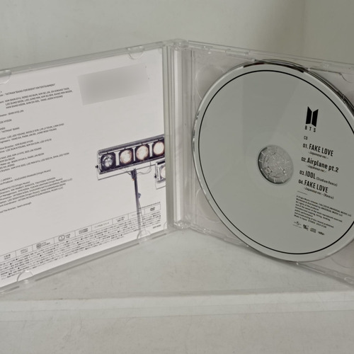 Imagen 2 de 6 de Bts Fake Love / Airplane Pt.2 Cd Japones Obi Usado Kpop