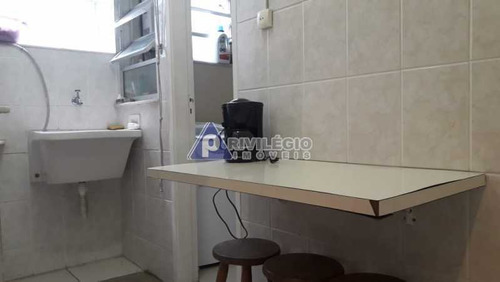 Apartamento À Venda, 3 Quartos, 1 Vaga, Copacabana - Rio De Janeiro/rj - 18734
