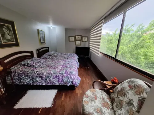 Apartamento En Venta Ubicado En El Poblado Sector Loma De Los Gonzalez (26528).