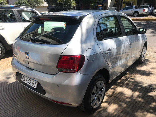 Imagen 6 de 10 de Volkswagen Gol Trend 2016 1.6 Sportline 101cv