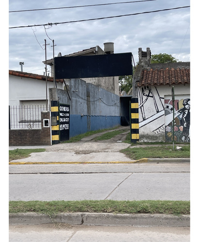 Taller, Galpon Lavadero Gomeria Sobre Av 75 Entre 68 Y 70