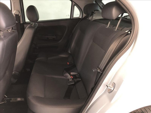 Imagem 12 de 14 de Volkswagen Gol 1.6 Msi Totalflex Trendline