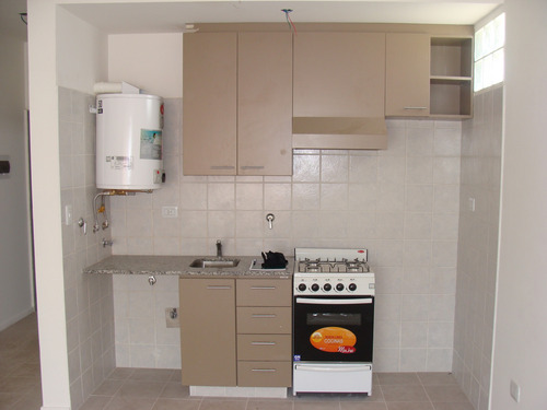 Imagen 2 de 5 de Venta De Departamento De Un Ambiente San Justo Centro