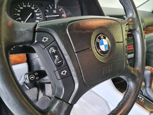 Imagem 9 de 15 de Bmw 540i 4.4 Protection Sedan V8 32v Gasolina 4p