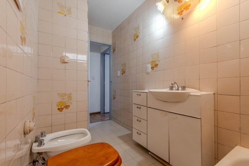 Venta Departamento Flores 3 Ambientes. Vigilancia