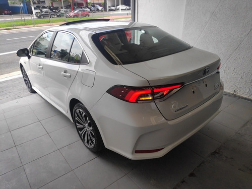 Toyota Corolla 1.8 Altis Hybrid Flex Aut. 4p Hibrido Flex