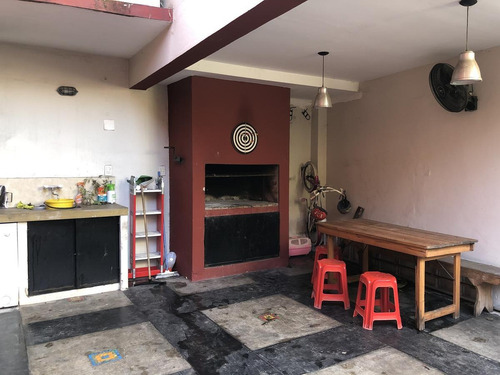 Ph 4 Amb C/patio, Parrilla, Quincho - Excelente Estado - Sin Expensas