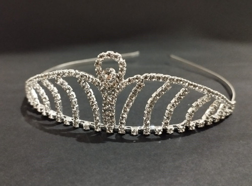 Imagen 3 de 4 de Vinchas Tiaras Coronas Tocado Diadema Niñas 15 Años Princesa