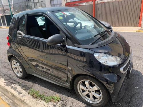 Imagen 1 de 11 de Smart Fortwo 2013 Coupe Black & White Mt