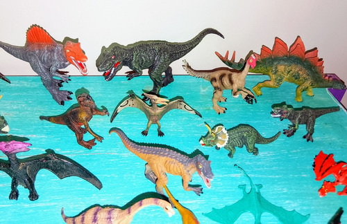 Lote 20 Figuras Dinosaurios Tiranosaurio Velociraptor T Rex (Usado)