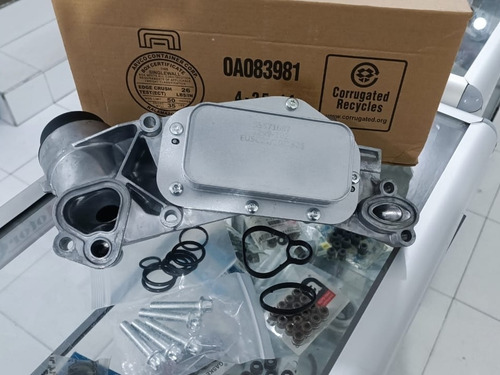 Imagen 5 de 5 de Enfriador Aceite Chevrolet Sonic Tracker Cruze Original