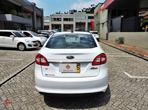 Ford Fiesta Sd Mt 1.6 2012