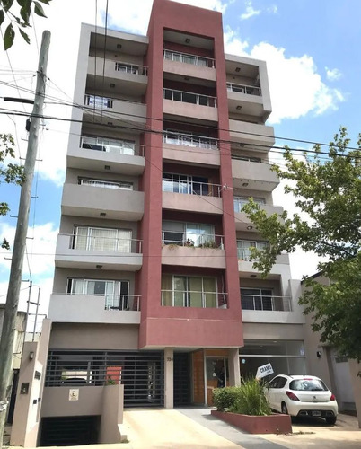 Departamento En Venta De 1 Dormitorio En Belén De Escobar