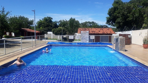 Imagem 6 de 9 de Casa Em Condomínio De Caldas Novas