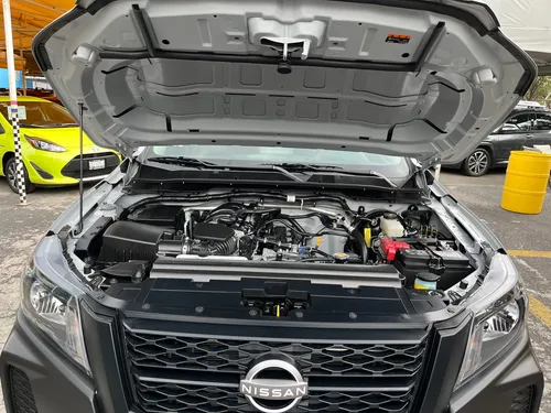 Nissan NP300 2.5 Pick Up Mt Ac