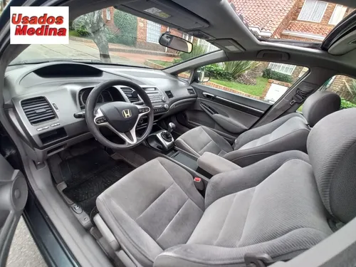 Honda Civic 1.8 Ex 4 p