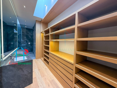Cd Casa Ópera. Residencia De Lujo Con Elevador, Jardín Privado Y 8 Estacionamientos