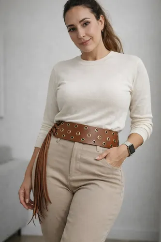 Cinto Feminino Largo Boho Chic Com Ilhós E Franjas Country Caramelo 130 Cm