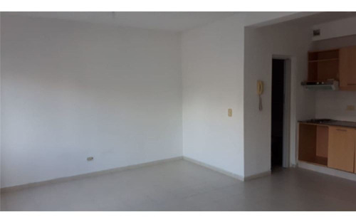 Monoambiente En El Centro De Pilar - Apto Prof.