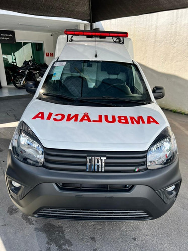 Imagem 3 de 15 de Fiat Fiorino Endurance Ambulancia