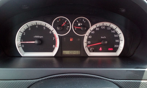 Imagen 10 de 15 de Chevrolet Aveo 2014 1.6 Lt Mt (b)