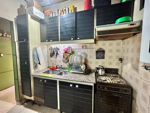 Ph Tipo Casa De 3 Amb, Con Patio Y Terraza Propia En Pque. Avellaneda, En Venta