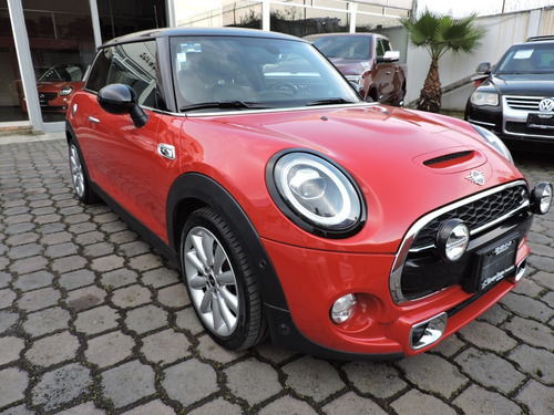 Imagen 6 de 15 de Mini Cooper S Hot Chili Modelo 2019