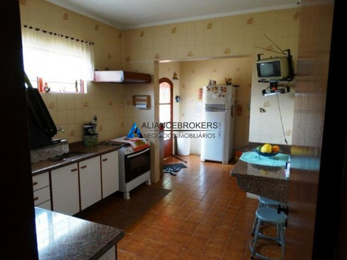 Chácara A Venda Com Terreno De 2.500 M² E 320 M² De Área Construída Sendo 4 Suítes , Com Piscina Em Cabreúva - Permuta - Ch00116 - 33694930