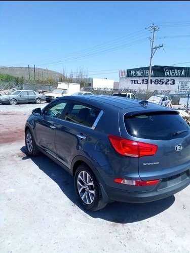 Imagen 10 de 12 de Kia Sportage 2.0 Ex At 2016