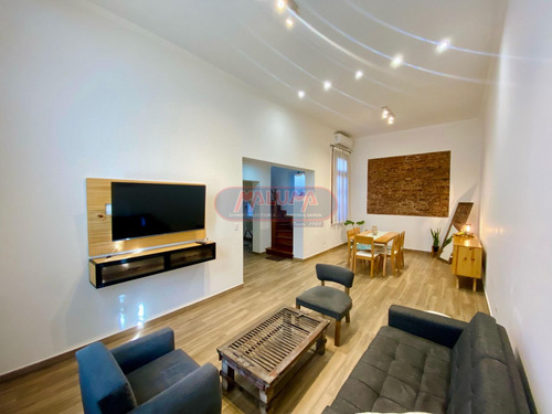 Casa En Venta En Liniers