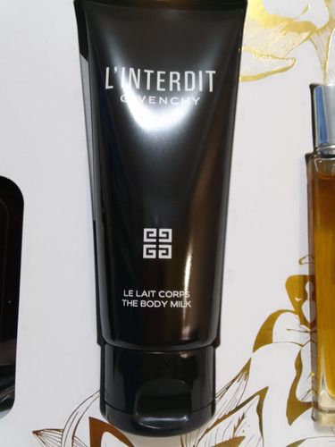 Kit Givenchy Perfume L'interdit Rouge 80ml + Caneta L'interdit Edp 12,5ml + Body Lotion L'interdi 75ml - Feminino