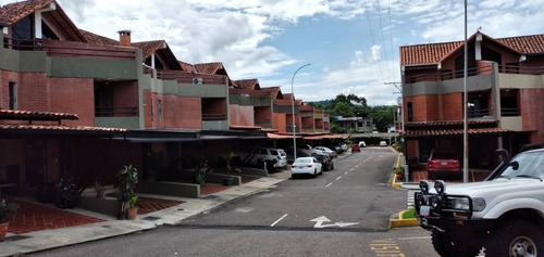 Imagen 3 de 6 de Se Alquila Casa Urbanización Santísima Trinidad, Pueblo