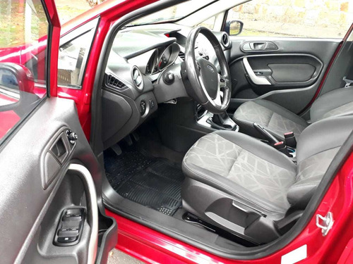 Ford Fiesta Titanium 1.6 Mecánico Hb
