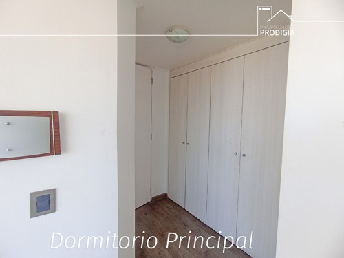 Amplio Departamento En Sector Residencial