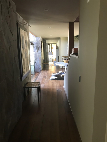 Casa En Venta De 6 Dorm. En Vichuquén