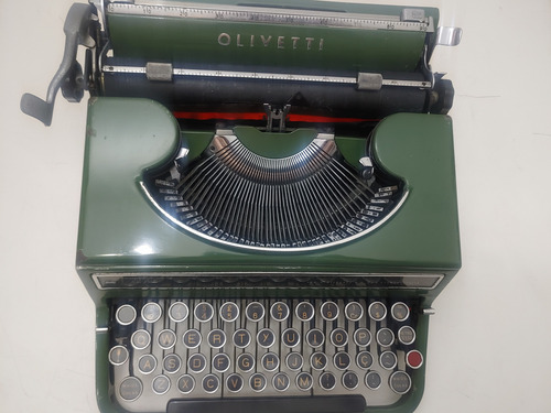 Maquina De Escrever Olivetti Studio 42 - Ano 1936 - Verde (Usado)