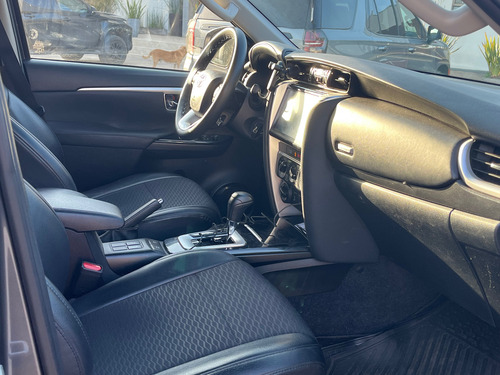 Toyota Fortuner Sr5 F2d0