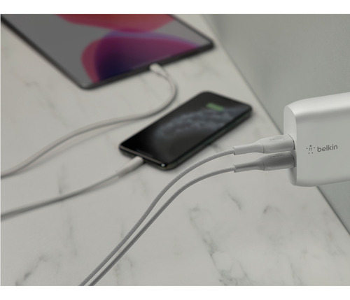 Cargador De Pared 2 Puertos Usb A Con Cable Tipo C Belkin Plateado