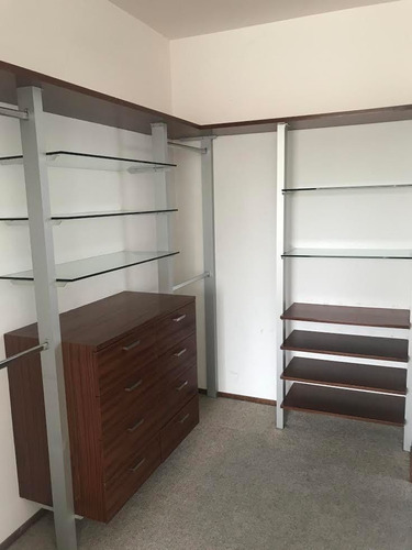Imagen 9 de 23 de Urge Vender Infinity Santa Fe